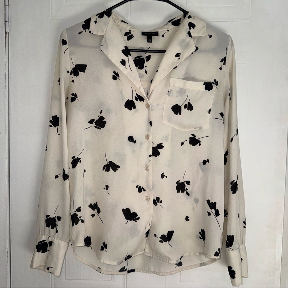 Who What Wear Black and White Floral Button-Down Shirt